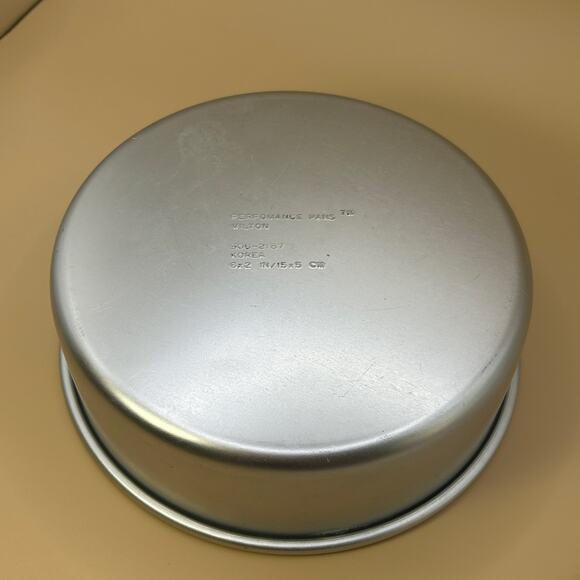 1 Wilton Performance Pans 6” x2” Round Aluminum Cake Pan Pre-owned - Picture 11 of 11